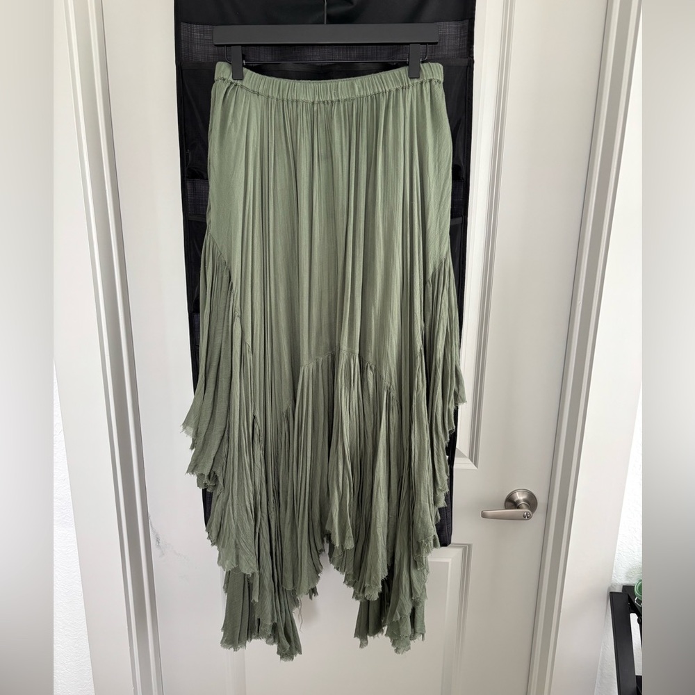 Free People Elegant Green Maxi Skirt. Lined half way. Large. Various lengths.